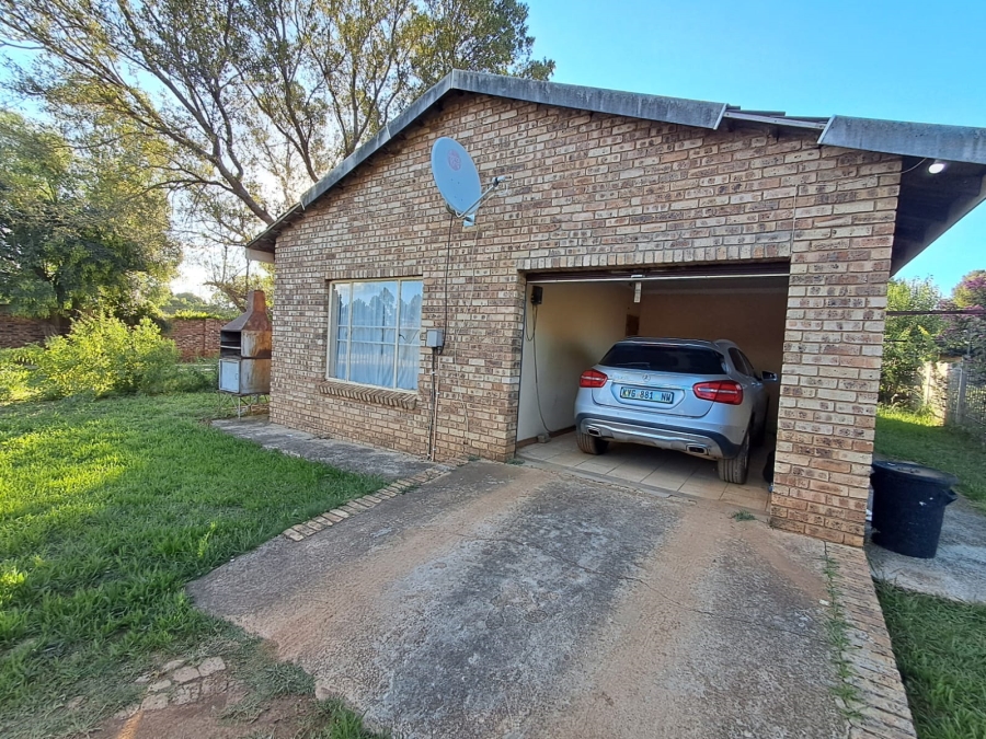 5 Bedroom Property for Sale in Ventersdorp North West